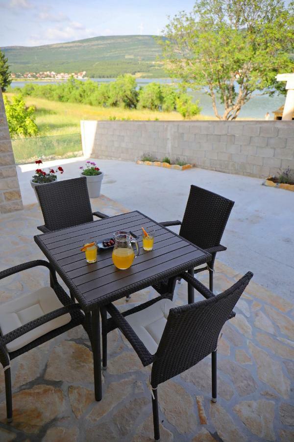 Apartmani Neva, Pridraga Εξωτερικό φωτογραφία