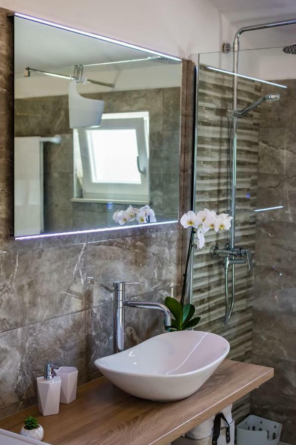 Apartmani Neva, Pridraga Εξωτερικό φωτογραφία