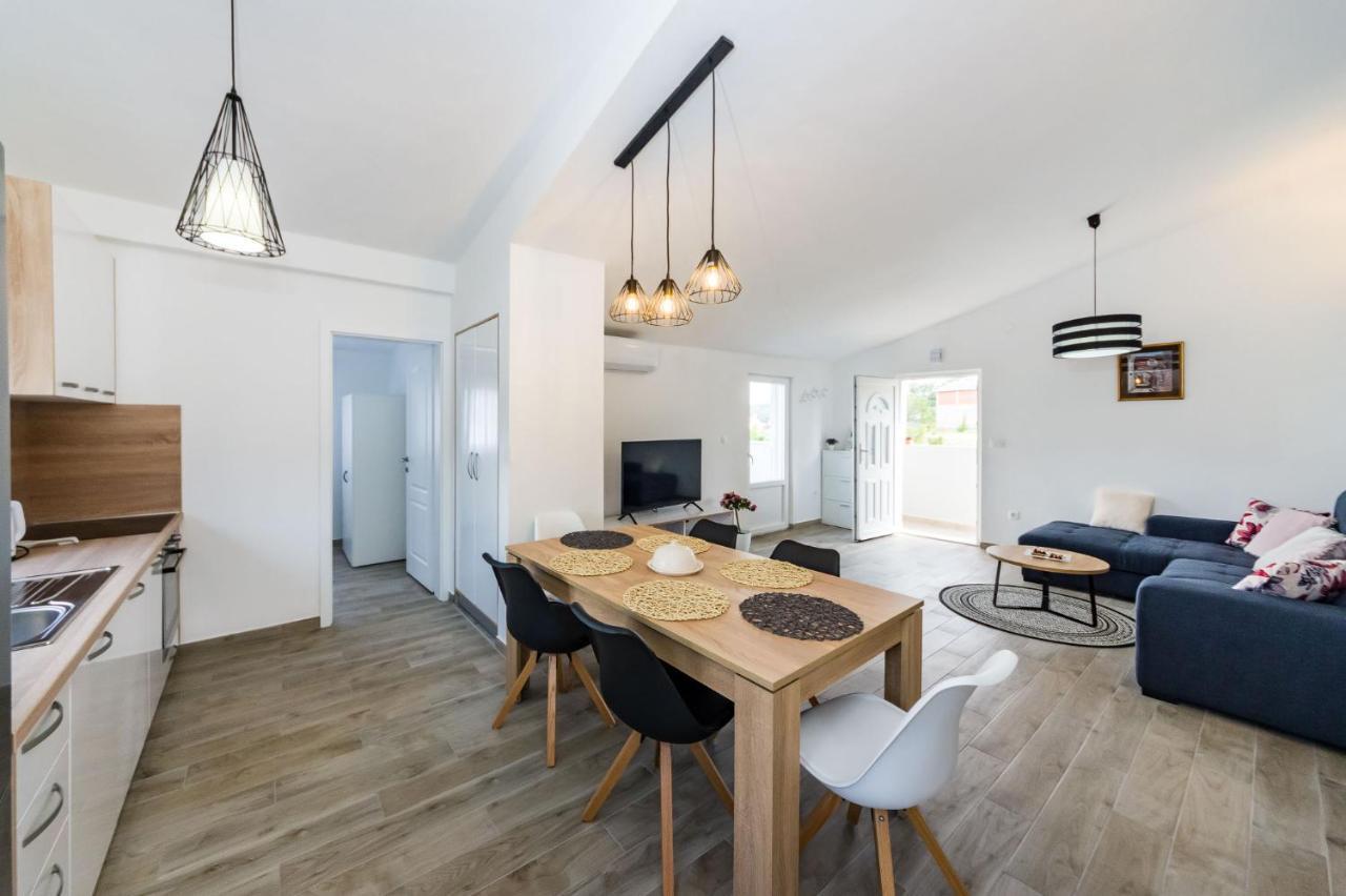Apartmani Neva, Pridraga Εξωτερικό φωτογραφία